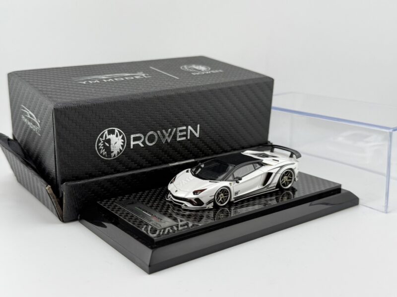 零元起標 YM Model 1/64 Lamborghini Aventador S