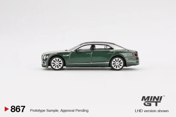 #867R Bentley Flying Spur 香檳銀/綠