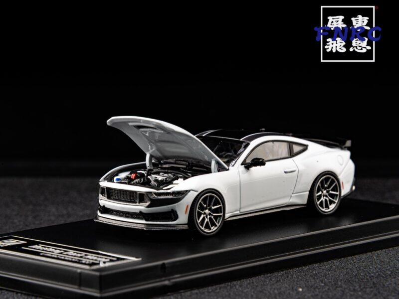 DCM 福特 野馬 黑灰條紋拉花 DCM 福特 野馬 黑灰條紋拉花