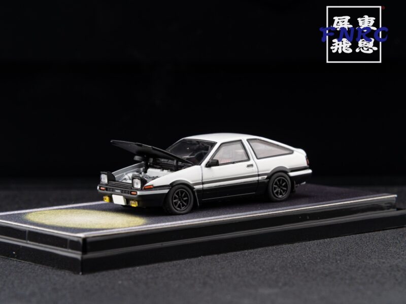 超稀有絕版品 Toyota AE86 藤原拓海 Vs 館 智幸
