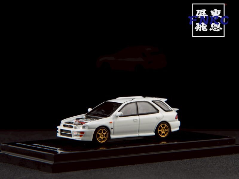 MOTORHELIX Subaru Impreza Wagon WRX Sti 白色