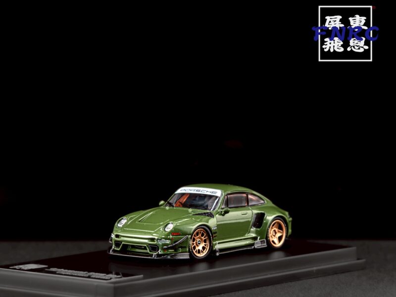 FNRC 保時捷 RWB 爆改版 綠色 FNRC 保時捷 RWB 爆改版 綠色