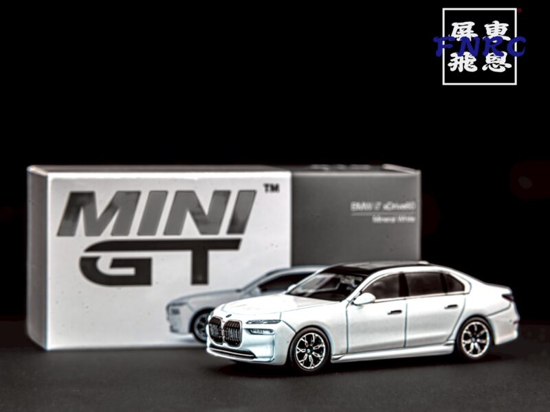 #819L BMW i7 白 左駕 #819L BMW i7 白 左駕