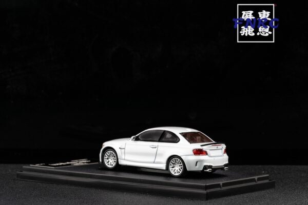 《獨家模具》 7CM BMW E82 1M Coupe