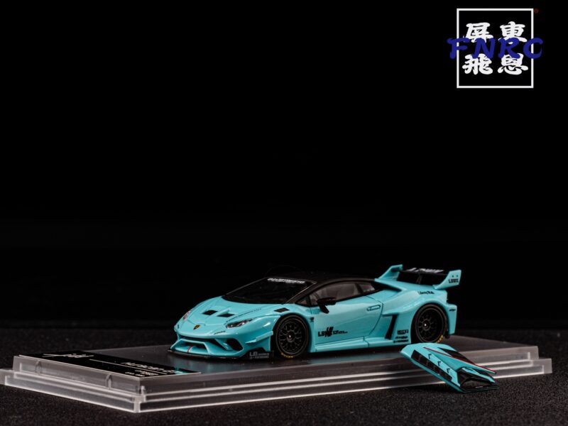 《稀有絕版品》 KM 藍寶堅尼 LBWK套件 Huracan GT 蒂芬妮藍 小牛 《稀有絕版品》 KM 藍寶堅尼 LBWK套件 Huracan GT 蒂芬妮藍 小牛