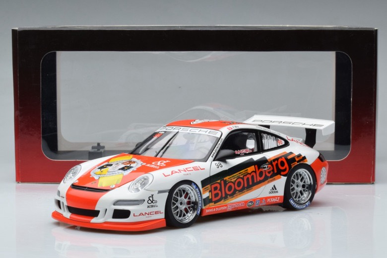 1/18 AUTOart 保時捷 911 （997） GT3 CUP