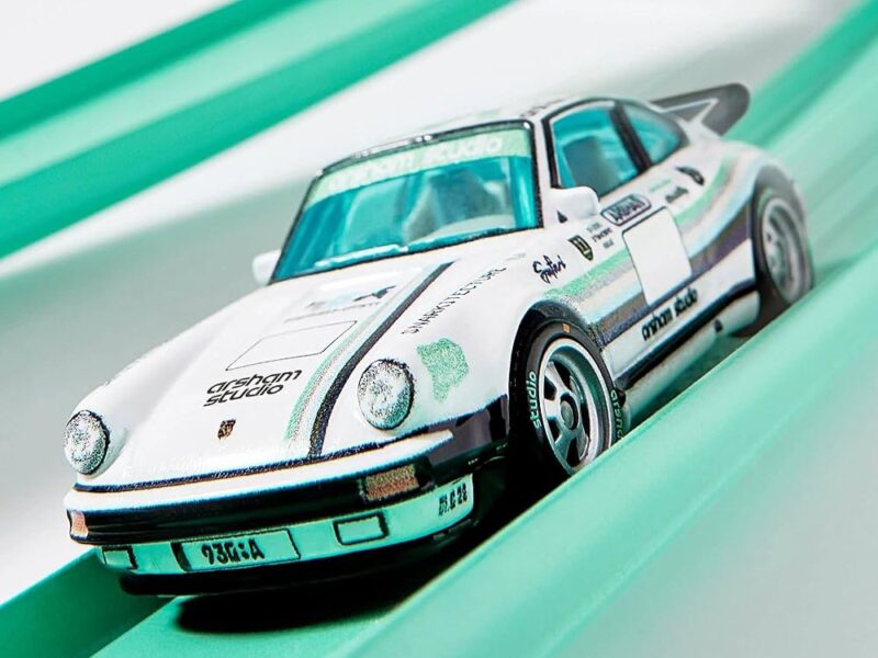 風火輪 x Daniel Arsham 藝術家 超貴的啦 保時捷930 