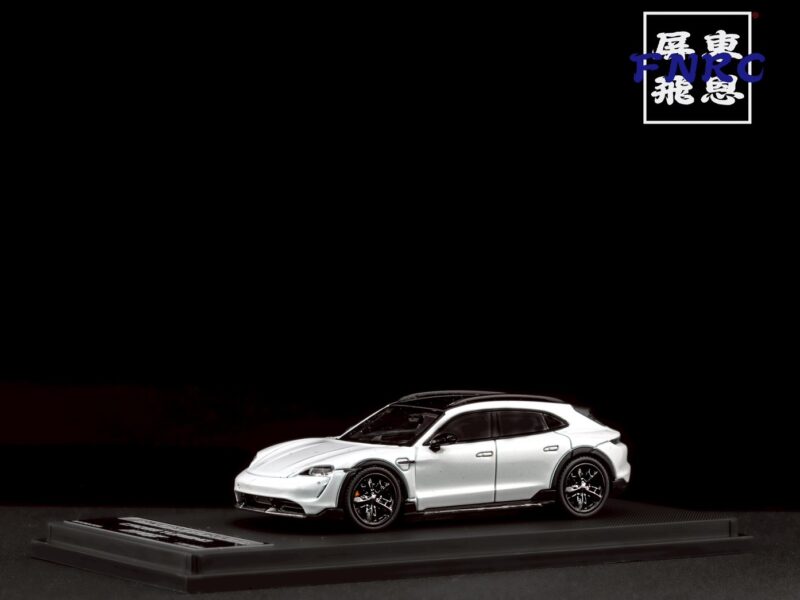 《絕版品》 AF 1/64 保時捷 Taycan CT 白色 （附全車Logo水貼)