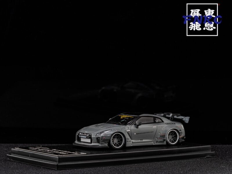 MC 1/64 Nissan GTR R35 戰鬥灰 MC 1/64 Nissan GTR R35 戰鬥灰
