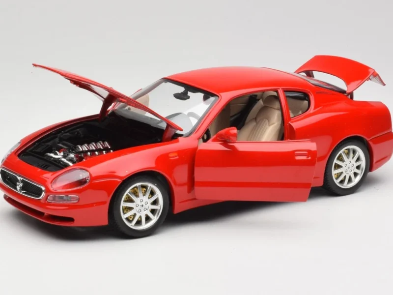 《車友代標》Bburago 1/18 瑪莎拉蒂 3200 GT 合金全可開 Rosso Mondiale Special Collection