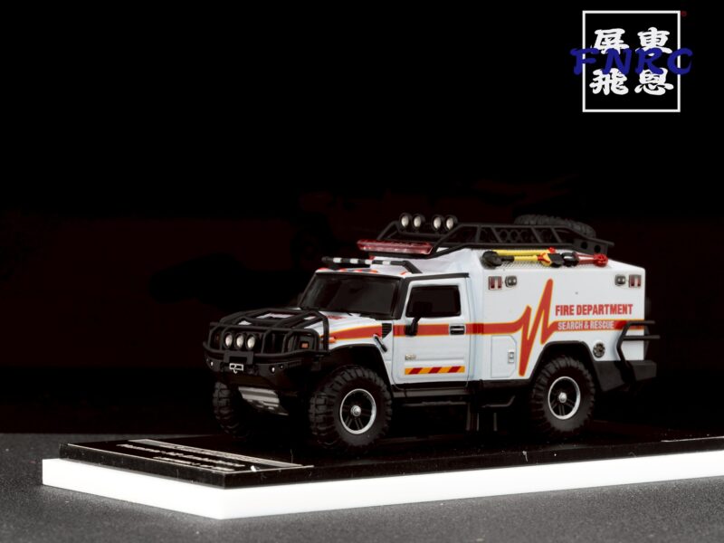 MK Miniatures 1/64 悍馬 H2 救護車光白 MK Miniatures 1/64 悍馬 H2 救護車光白