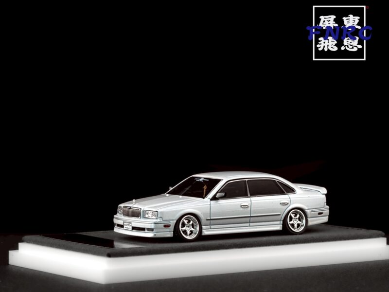 MK Miniatures 日產總統 JHG50 白色 MK Miniatures 日產總統 JHG50 白色