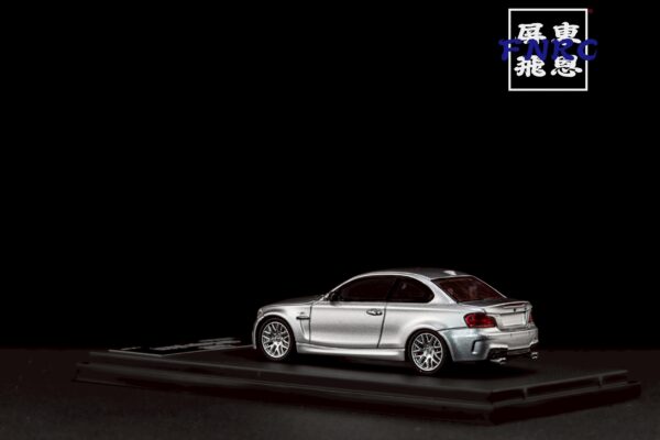 7cm Model 1/64 BMW E82 1M Coupe 銀色