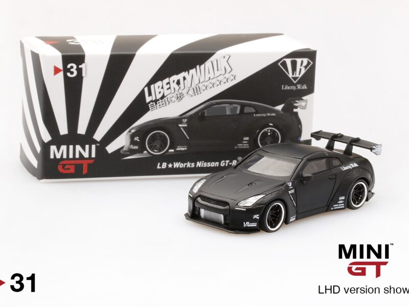 《車友代標》 MINI GT No.31 絕版吊卡 LB★WORKS Nissan GT-R (R35) Matte black 《車友代標》 MINI GT No.31 絕版吊卡 LB★WORKS Nissan GT-R (R35) Matte black
