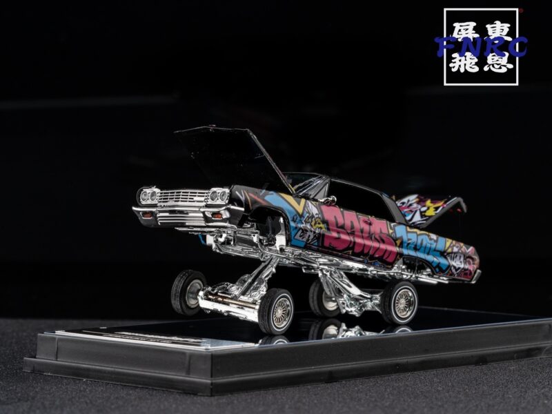 FW 1/64 雪佛蘭 美國西岸跳跳車 黑色塗鴉版本 FW 1/64 雪佛蘭 美國西岸跳跳車 黑色塗鴉版本