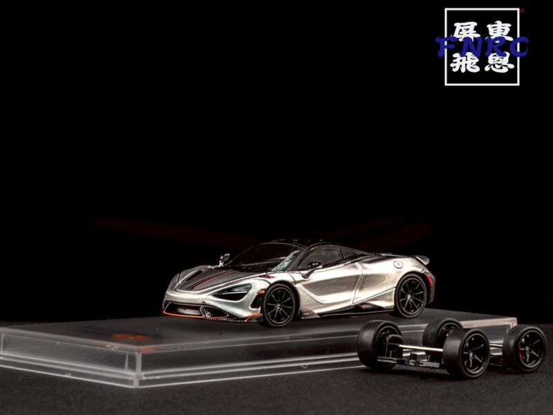 CM 1/64 McLaren 765LT 銀灰色 附一組輪框