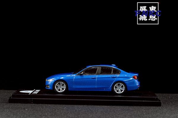 《海外調回絕版品》 AR 1/64 BMW F30 3系 藍色