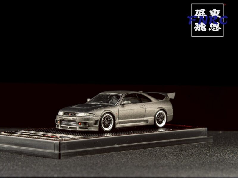 《車友代標》 Ignition model 1/64 Nissan Nono R33 GT-R Titanium Gray