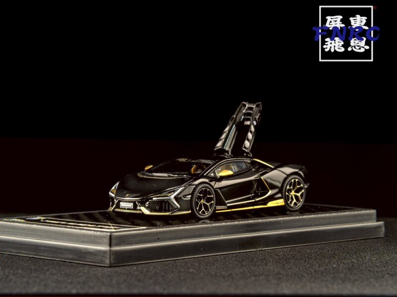 《車友代標》 LCD 1/64 會展限定 藍寶堅尼 Revuelto 黑金 引擎蓋可開