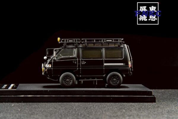 Autobots 1/64 三菱 達利卡 4x4 黑武士