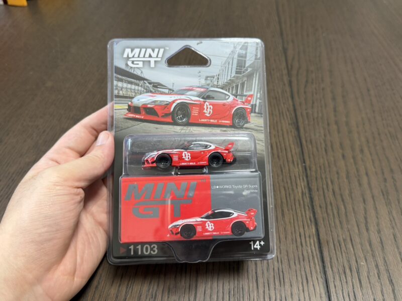 《車友代標》 MINI GT No.1103 LBWK Toyota GR Supra 紅白 《車友代標》 MINI GT No.1103 LBWK Toyota GR Supra 紅白
