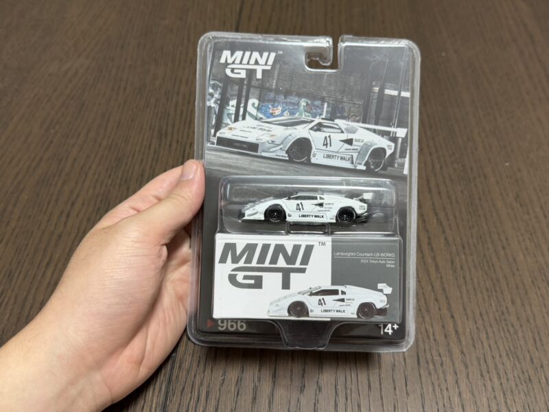 《車友代標》 MINI GT No.966 藍寶堅尼 Countach LBWK 2024 TAS