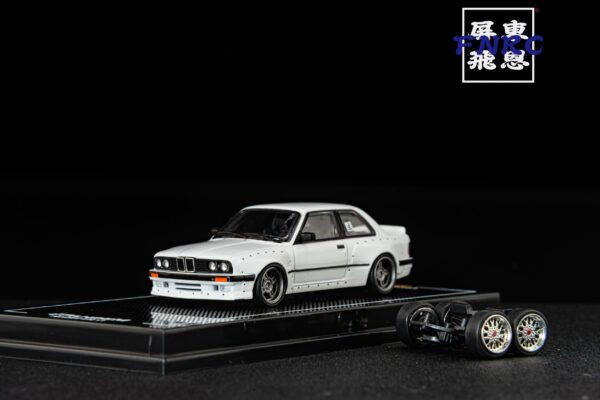 CM Pandem M3E30 Pearl White
