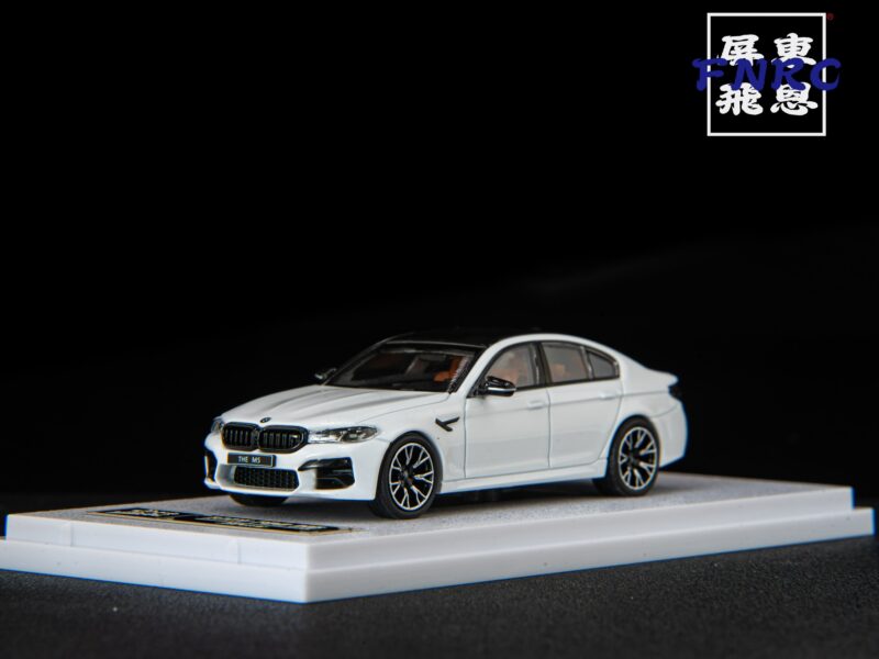 HM BMW M5 F90 雪山白 HM BMW M5 F90 雪山白