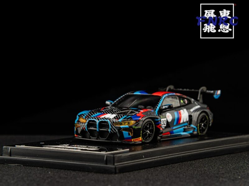 《台灣限定獨家訂製版》 1/64 BMW M4 GT3 1st 2025 Bathurst 12 Hours - #32