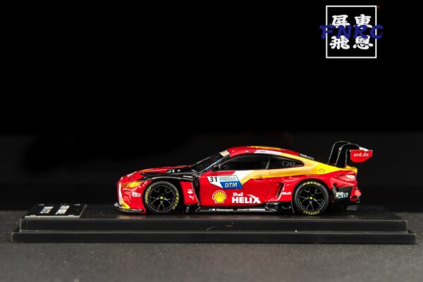 XTM Model 1/64 BMW M4 GT3 殼牌塗裝 （附Logo水貼）