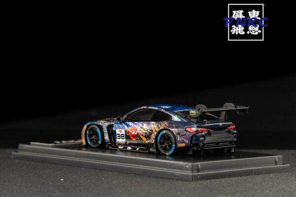 《限定品》XTM Model 1/64 BMW M4 GT3 梵谷