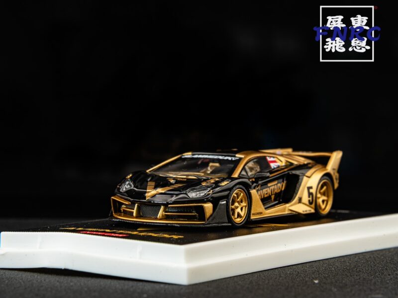 《車友代標！》 CC 1/64 藍寶堅尼 GTEVO V5 黑金塗裝
