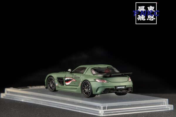 Fine Works 1/64 賓士 SLS AMG BS 零戰綠