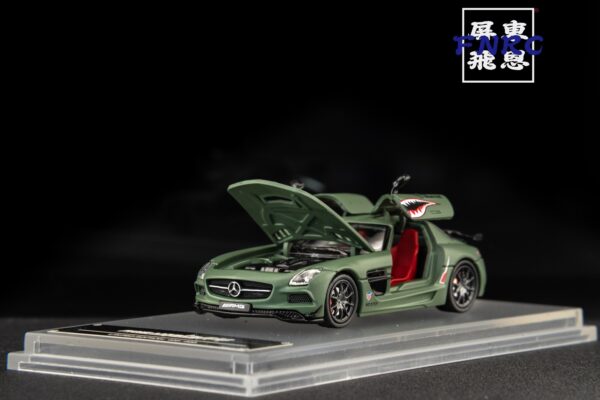 Fine Works 1/64 賓士 SLS AMG BS 零戰綠