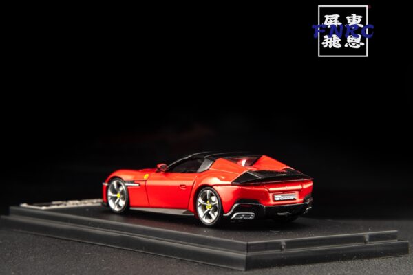 PK 1/64 法拉利 12C Spider 敞篷版 標準紅