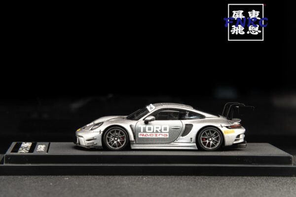SR 1/64 保時捷 992 GT3 R 啞光銀