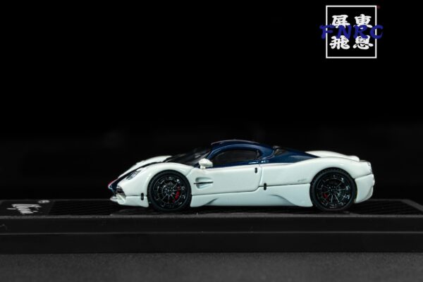 LCD Pagani Utopia 白藍碳