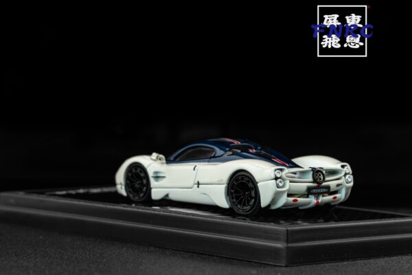 LCD Pagani Utopia 白藍碳