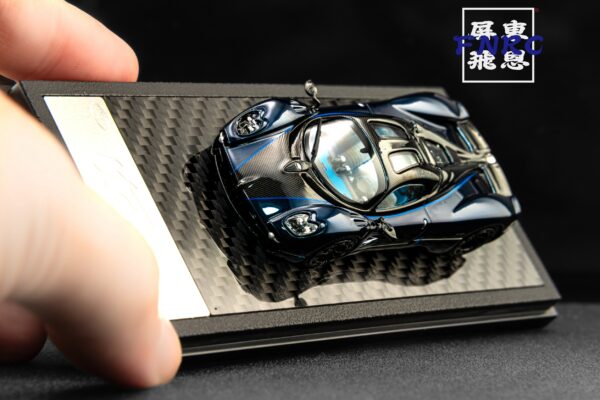 LCD Pagani Utopia 藍黑碳