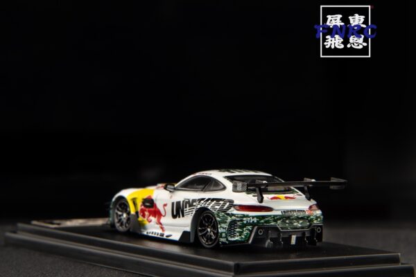 OEM 1/64 賓士 AMG GT 白色迷彩紅牛塗裝