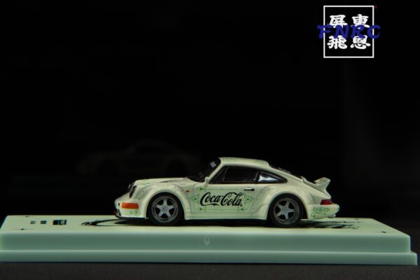 Tarmac Works 1/64 保時捷 RWB 964 蒂芬尼可口可樂塗裝