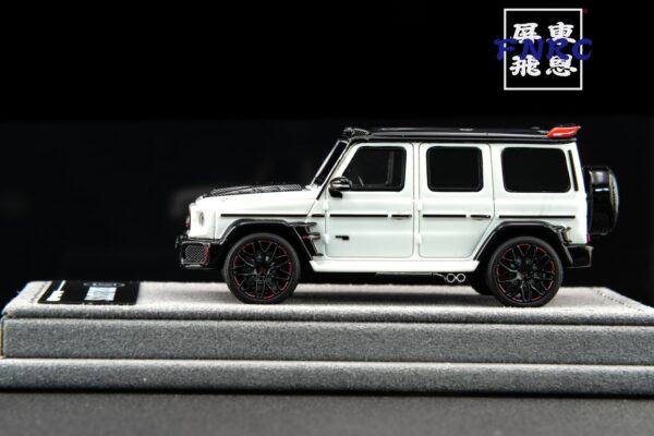 Hermes Collection 1/64 精品 Brabus 900 白色 樹脂模型