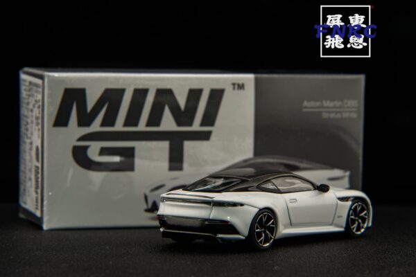 MINI GT No.1225 Aston Martin DBS 白色 - 圖片 2
