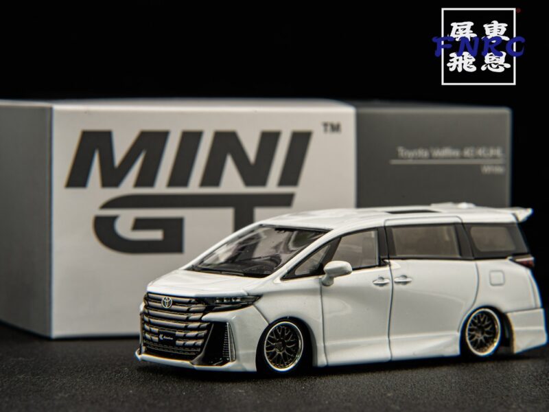 MINI GT No.1180 Toyota Vellfire 白