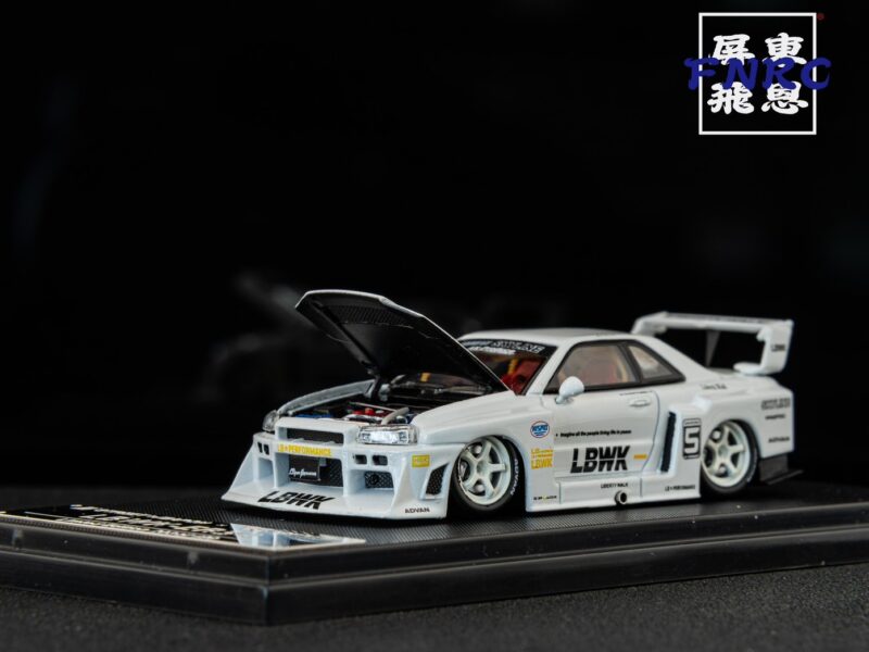 《車友代標》SW 1/64 Nissan GTR LBWK R34 白色 引擎蓋可開