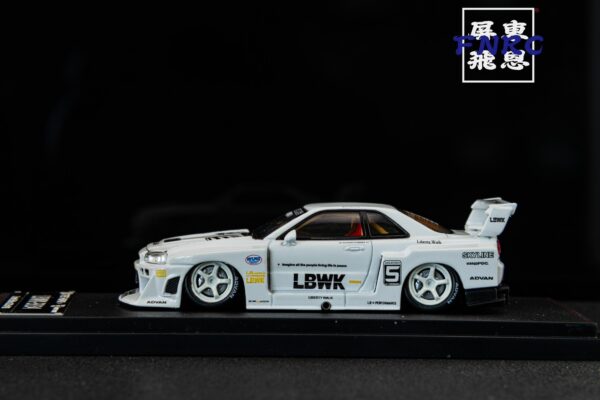 《車友代標》SW 1/64 Nissan GTR LBWK R34 白色 引擎蓋可開
