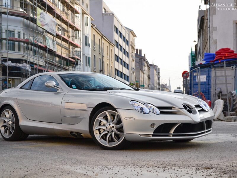 《車友代標！》Maisto 1/18 Mercedes-Benz SLR McLaren 照片真的太難找 請看影片為主