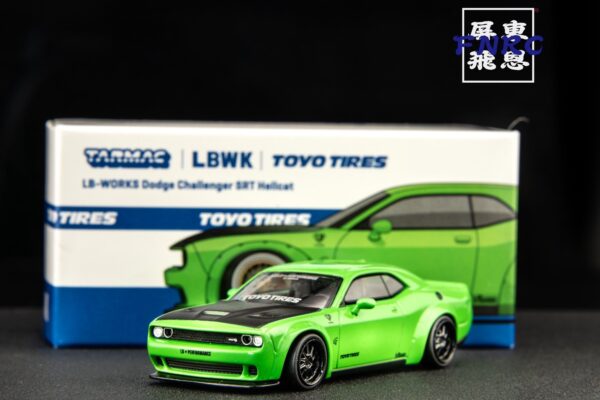 Tarmac Works 1/64 Dodge LBWK 地獄貓 綠色