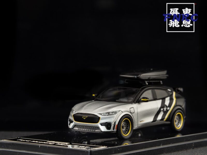 GCD 1/64 福特 電馬 零戰塗裝