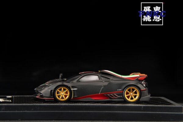 LCD 1/64 帕加尼 imola 義大利國旗 全碳纖